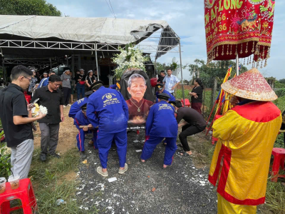 LỄ TANG BÀ NGUYỄN THỊ BÔNG