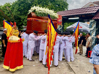LỄ TANG BÀ TỐNG THỊ ÚT