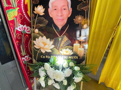 LỄ TANG BÀ PHẠM THỊ MƯỜI