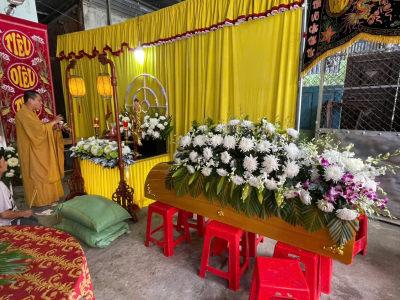 LỄ TANG BÀ PHẠM THỊ MƯỜI