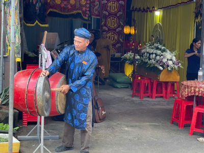 LỄ TANG BÀ PHẠM THỊ MƯỜI