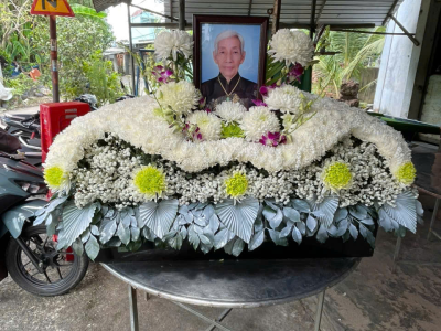 LỄ TANG BÀ PHẠM THỊ MƯỜI