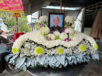 LỄ TANG BÀ PHẠM THỊ MƯỜI