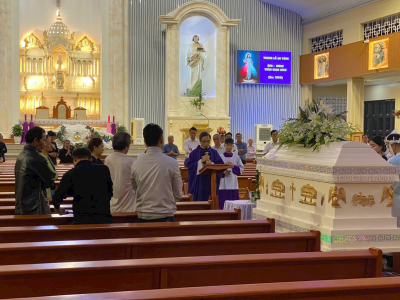 LỄ TANG GIUSE TRẦN NGỌC BÍNH