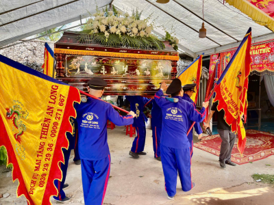 LỄ TANG ÔNG ĐOÀN VĂN ẨN