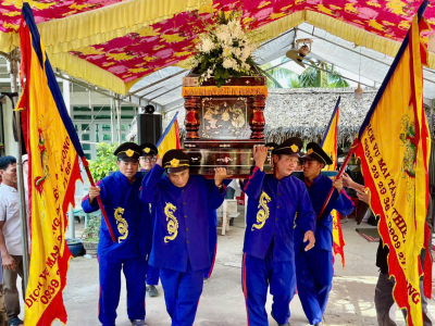 LỄ TANG ÔNG ĐOÀN VĂN ẨN